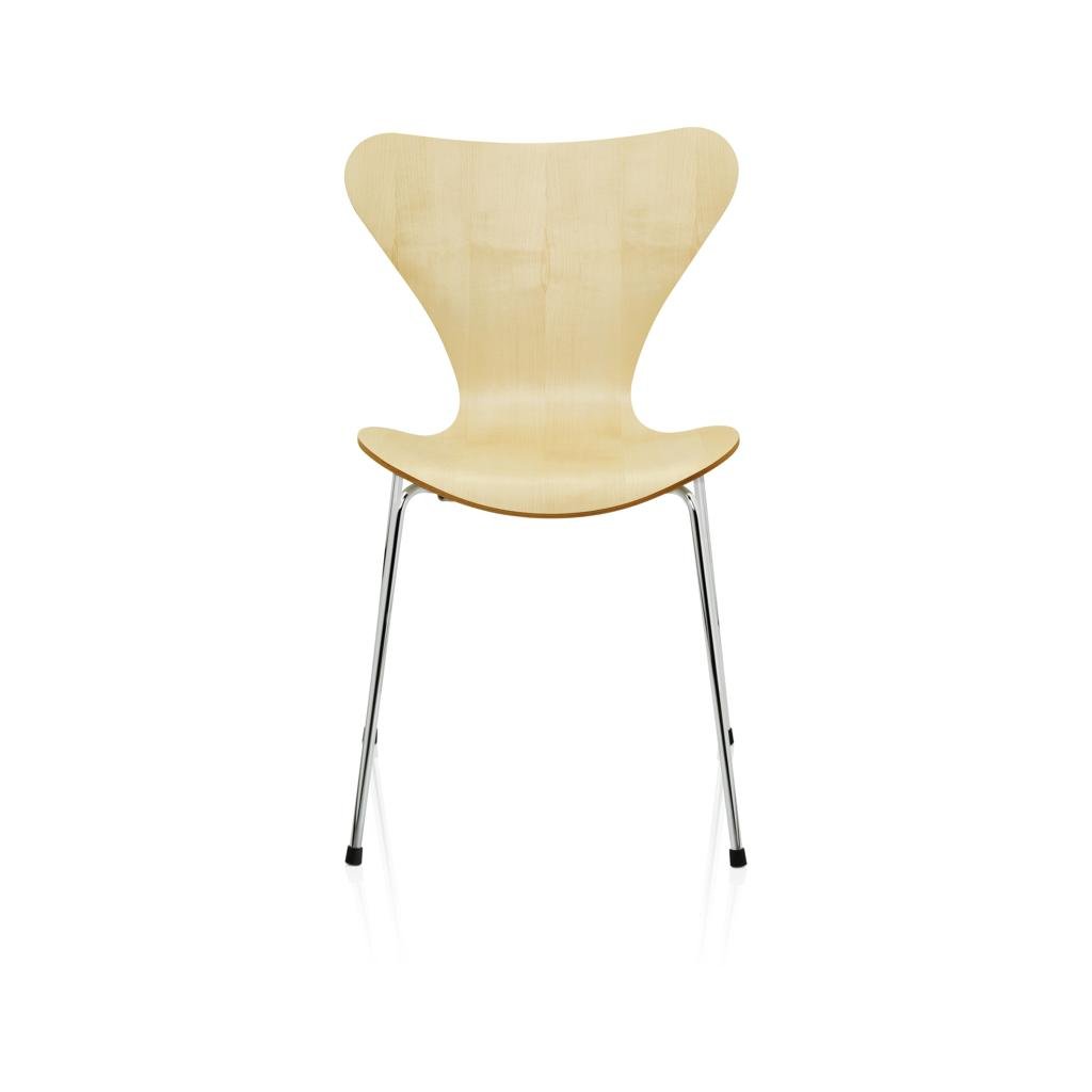 Fritz Hansen Serie 7 Stuhl 3107 mit natürlichem Furnier