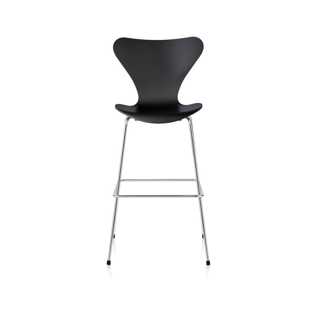 Fritz Hansen Serie 7 hoher Barhocker