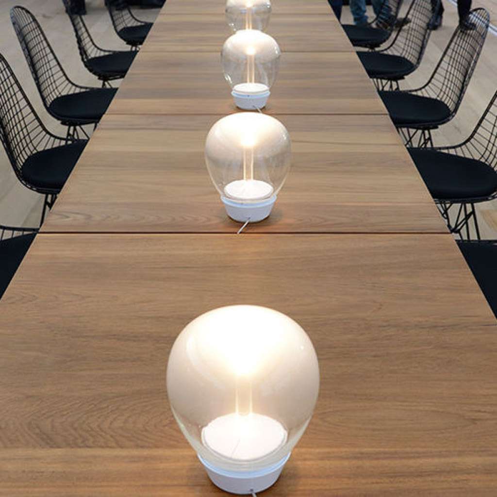 artemide empatia led tischleuchte ambiente 3