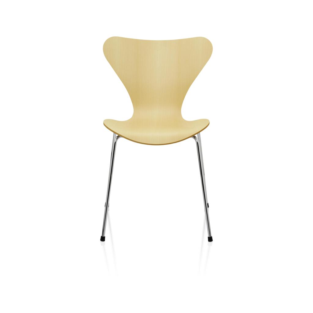 Fritz Hansen Serie 7 Stuhl 3107 mit natürlichem Furnier - Buche, verchromt - Aussteller