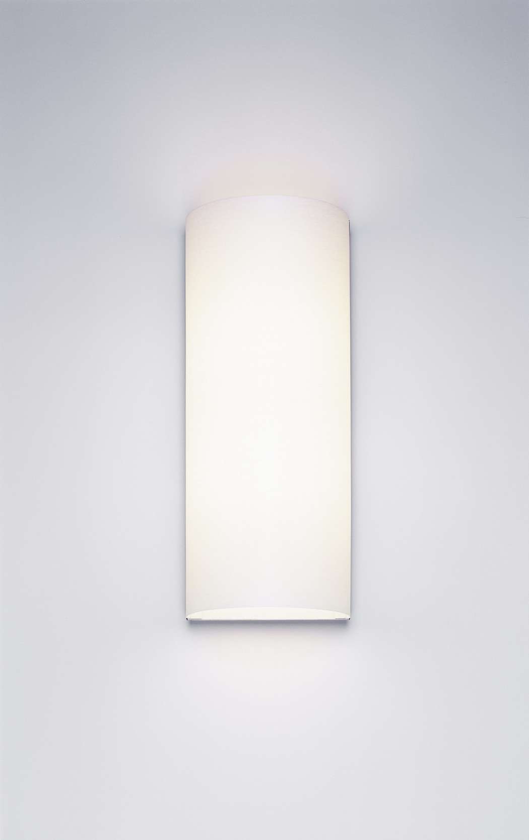 serien.lighting Club Wandleuchte 