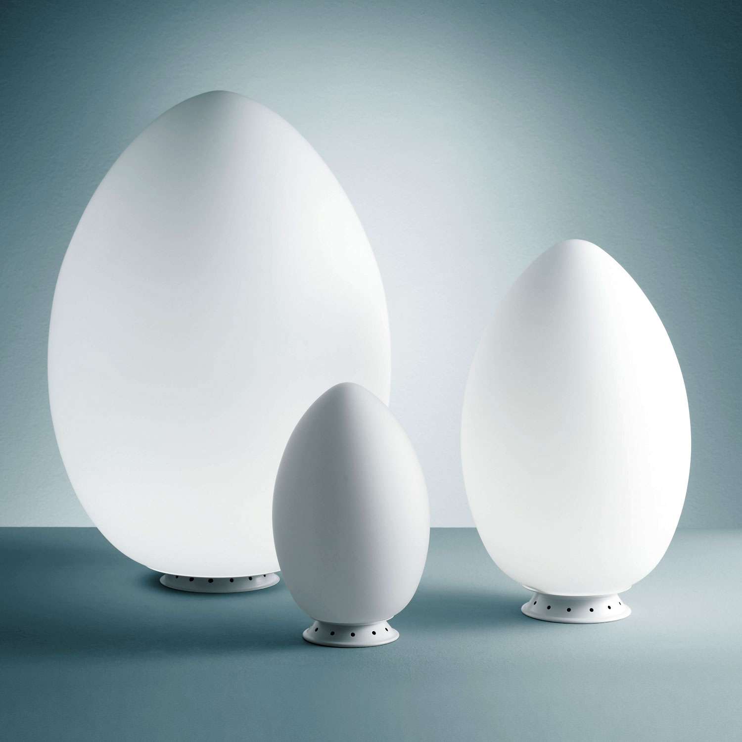 Fontana Arte Uovo Tischleuchte - Fontana Arte Größe:klein (Ø 18cm, H 28cm)
