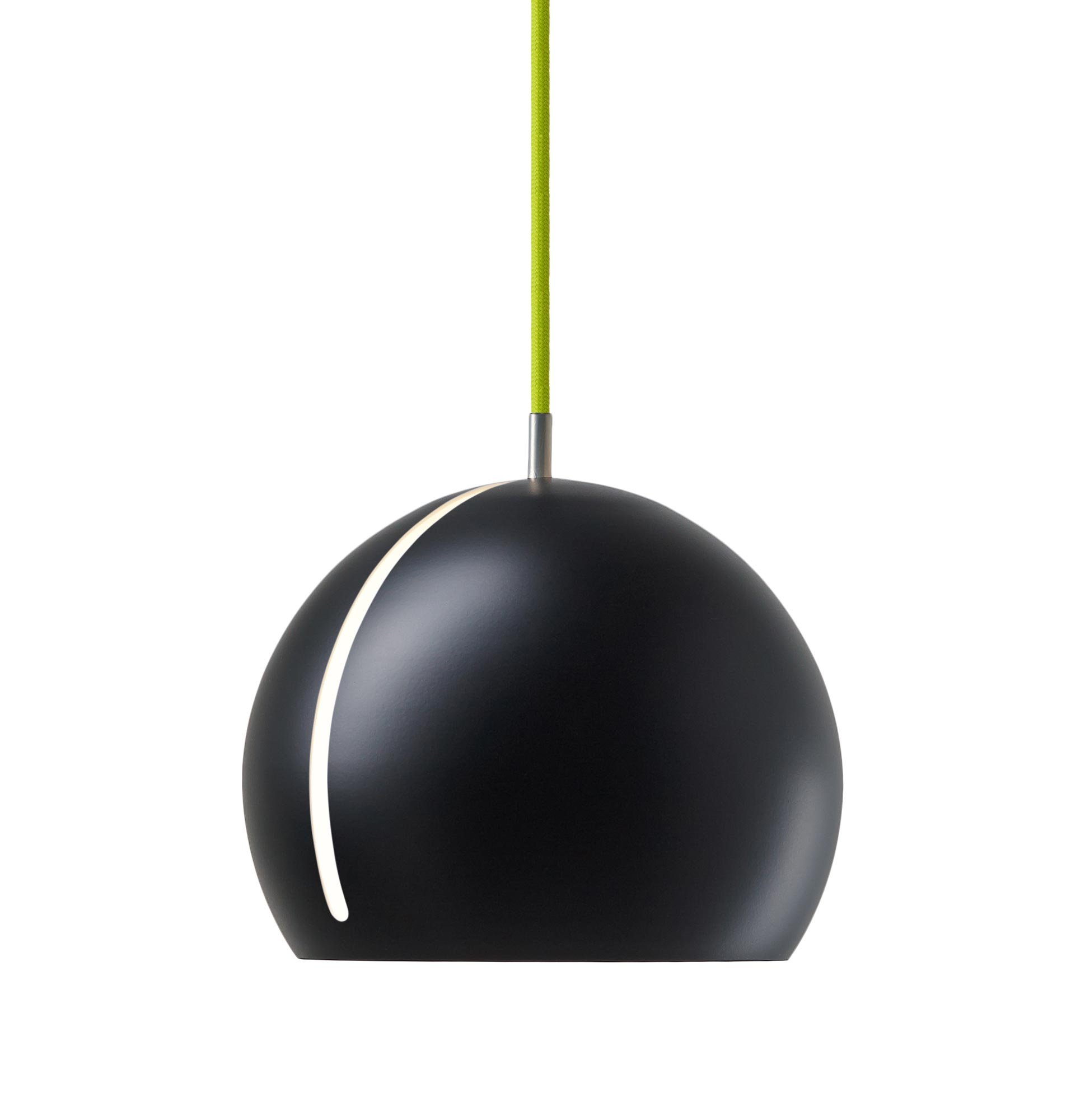 Nyta Tilt Globe Pendelleuchte