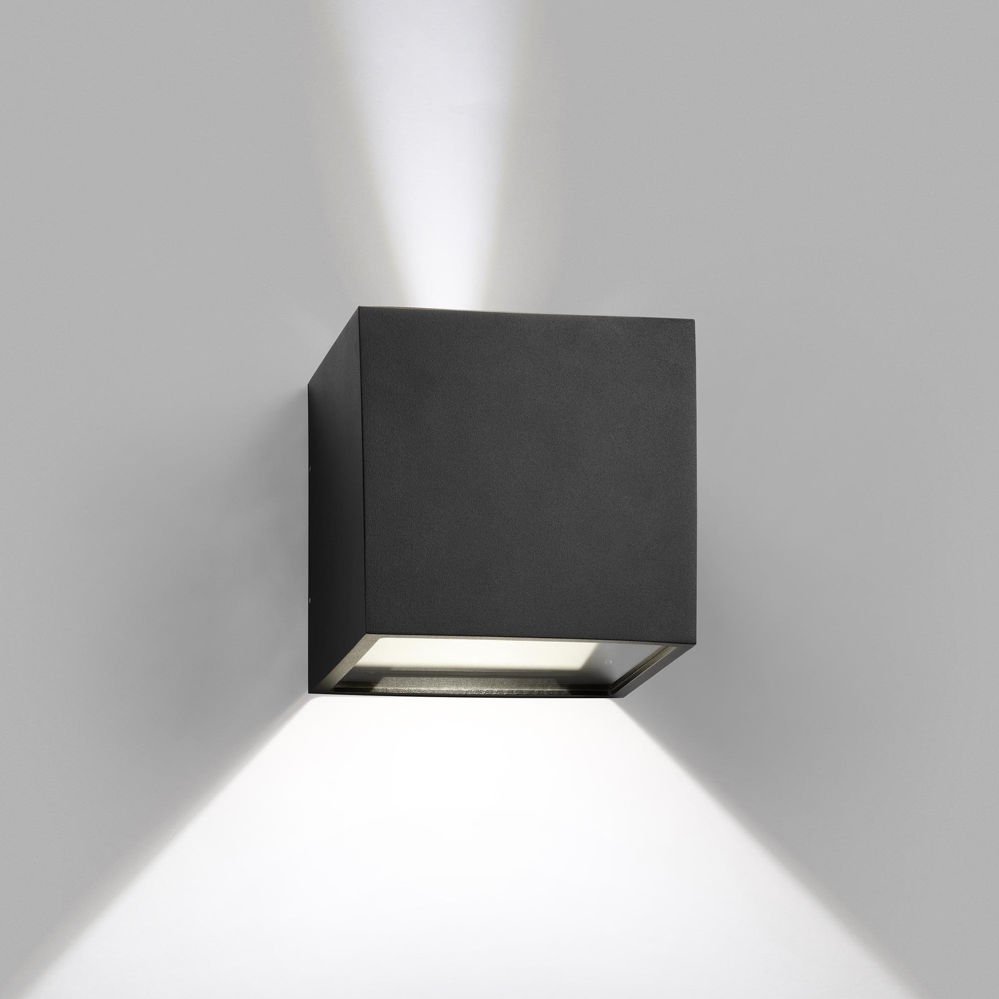 Light Point Cube XL LED Wandleuchte - schwarz - Aussteller