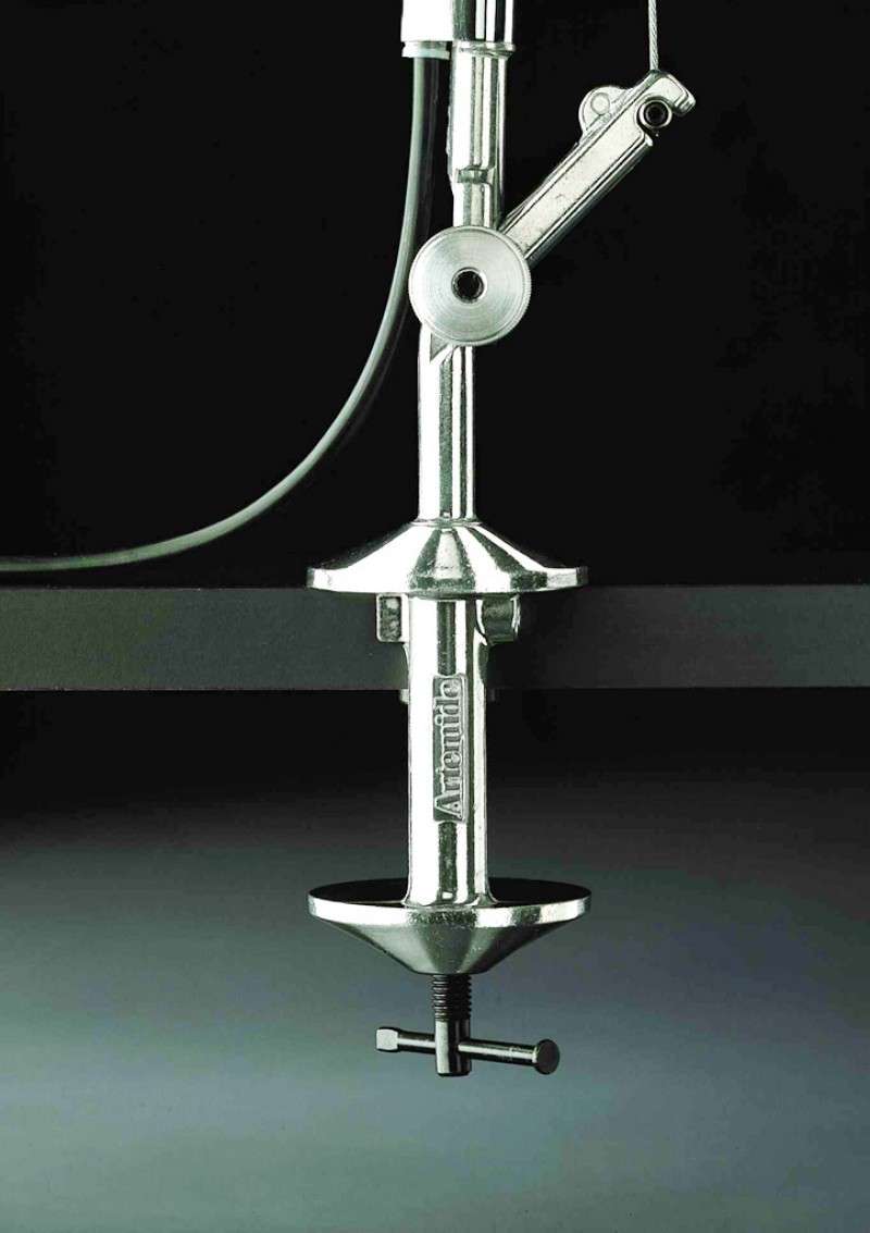 Artemide Tolomeo Basculante Tischleuchte - Artemide Schirm:Satinschirm grau Ø 18cm|Artemide Ausführung:Tischklemme|Artemide Farbe:aluminium