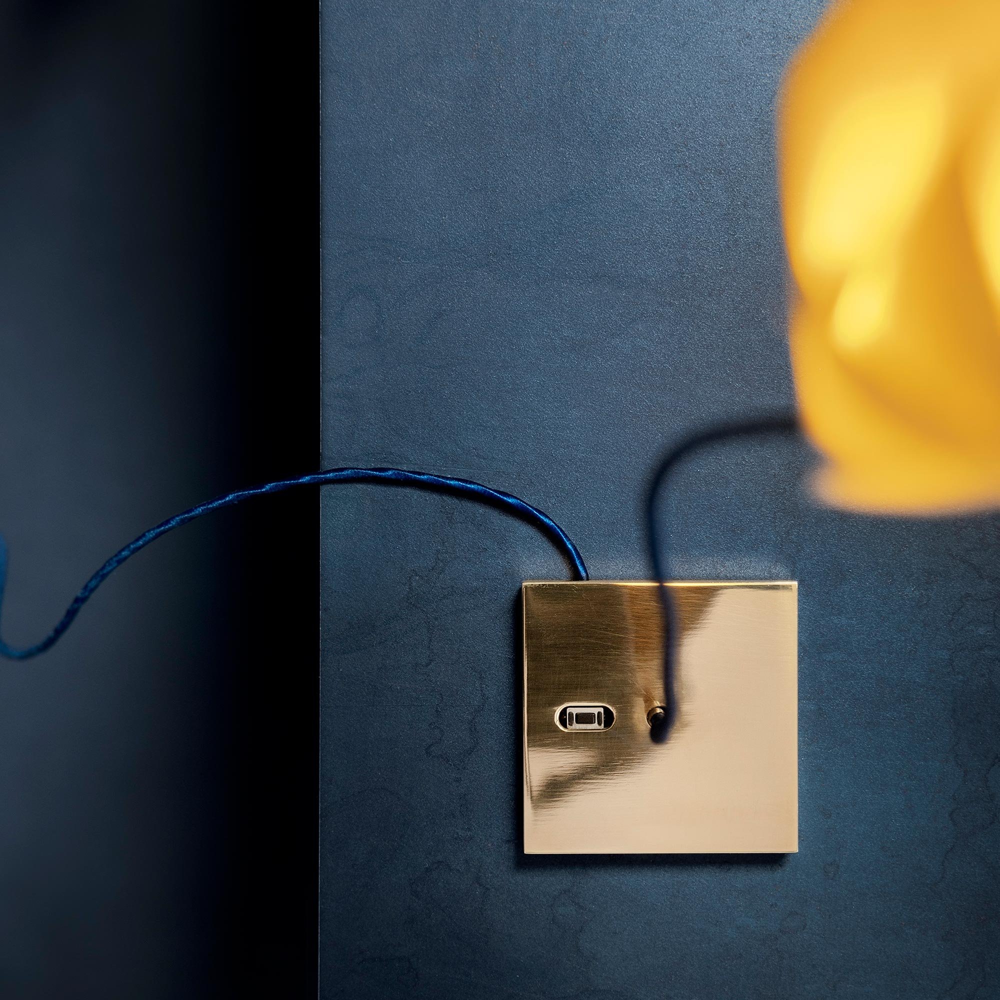 Catellani & Smith For You Tischleuchte (Reispapierschirm weiß, Kabel blau)