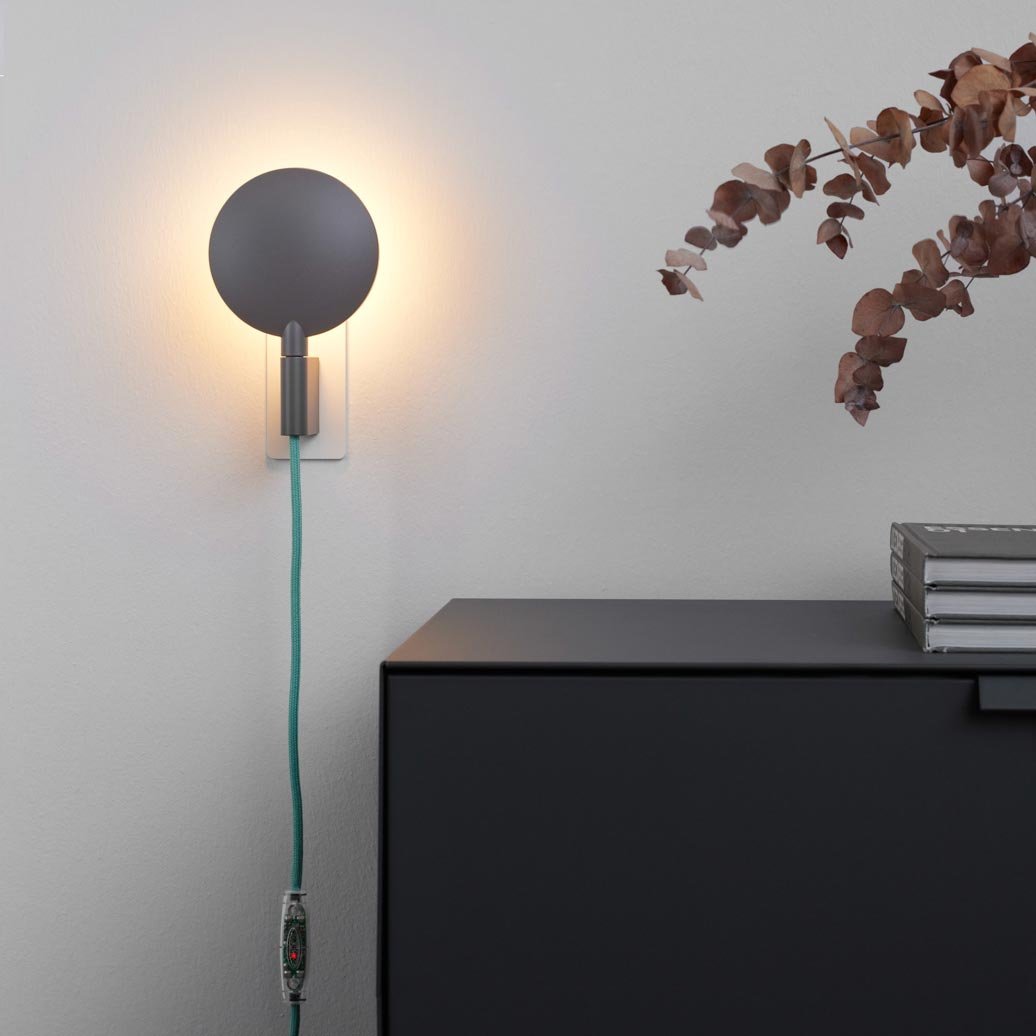 Mawa Design Maggy 1 Wandleuchte (schwarz matt, Kabel grau)