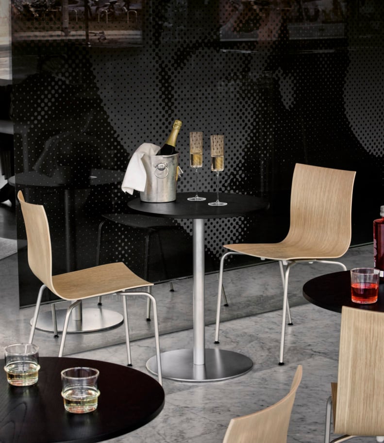 Lapalma Brio Bistrotisch rund (Ø 70cm, matt verchromt, 72cm, Eiche dunkel nussbaum gebeizt)