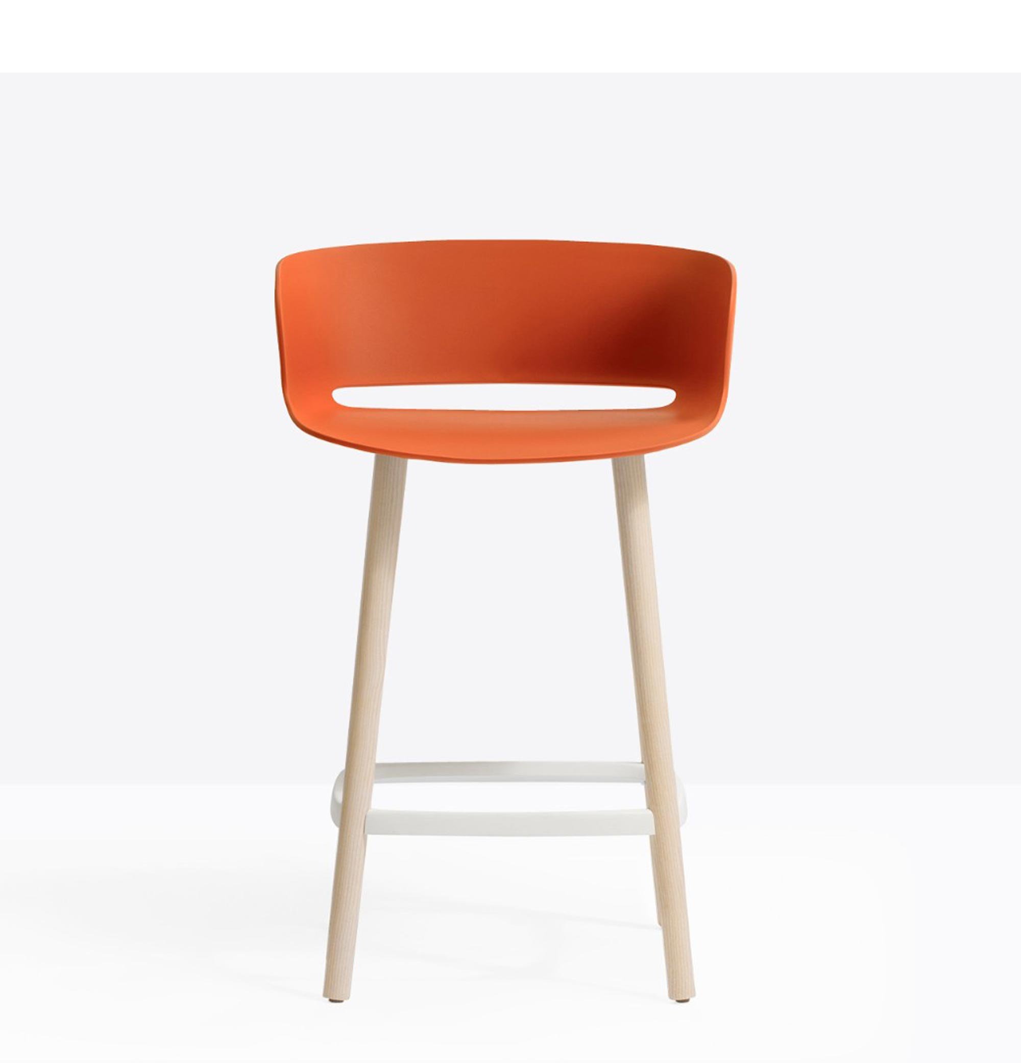 Pedrali Babila 2757 Barhocker (orange, FR Esche gebleicht / B100 weiß)