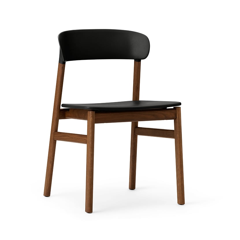 Normann Copenhagen Herit Stuhl (schwarz, Eiche dunkel gebeizt, Kunststoff)