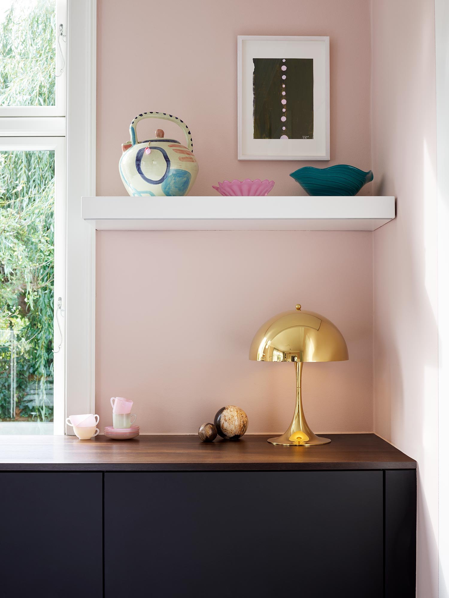 Louis Poulsen Panthella 320 Tischleuchte (opal beige)