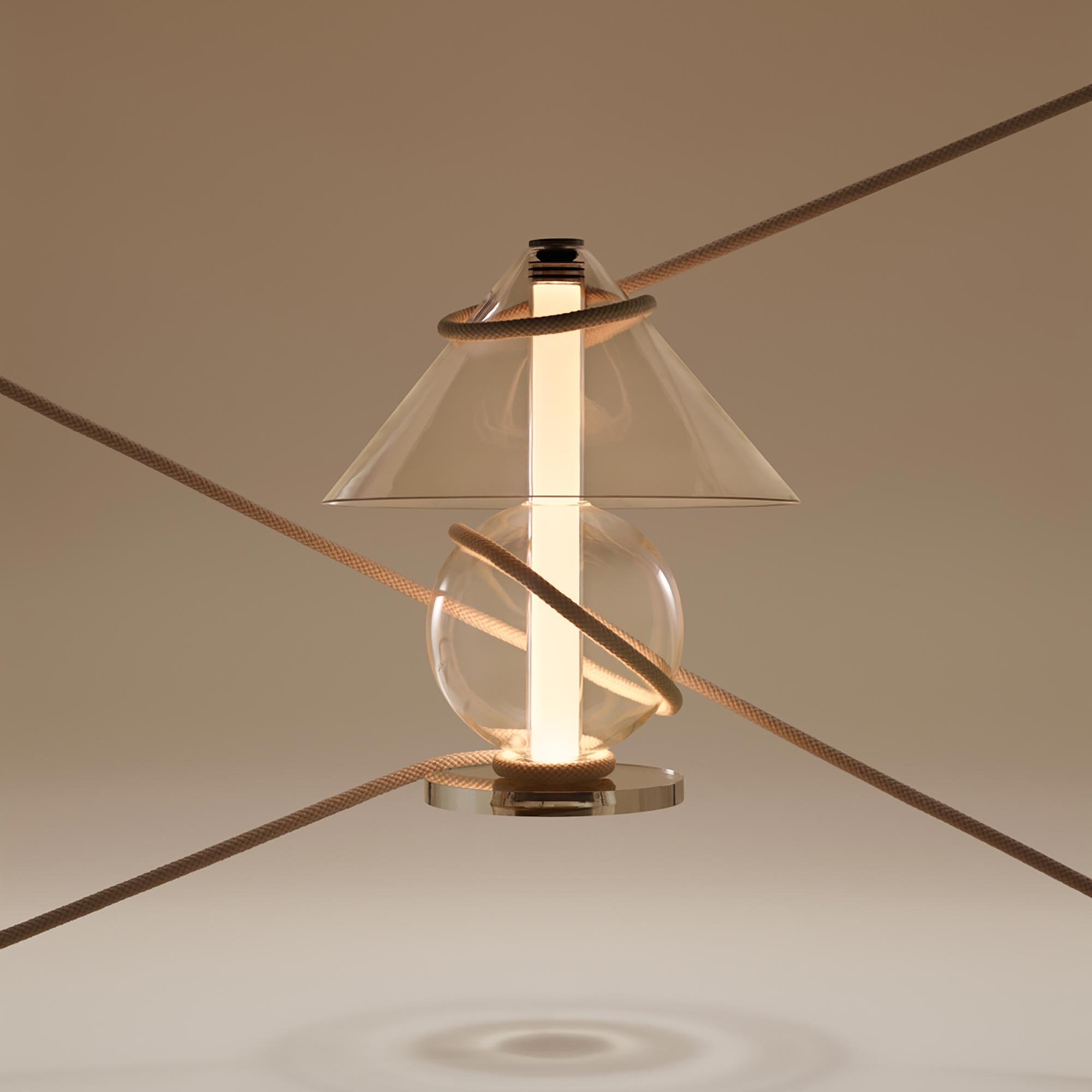 Marset Fragile Tischleuchte (transparent)