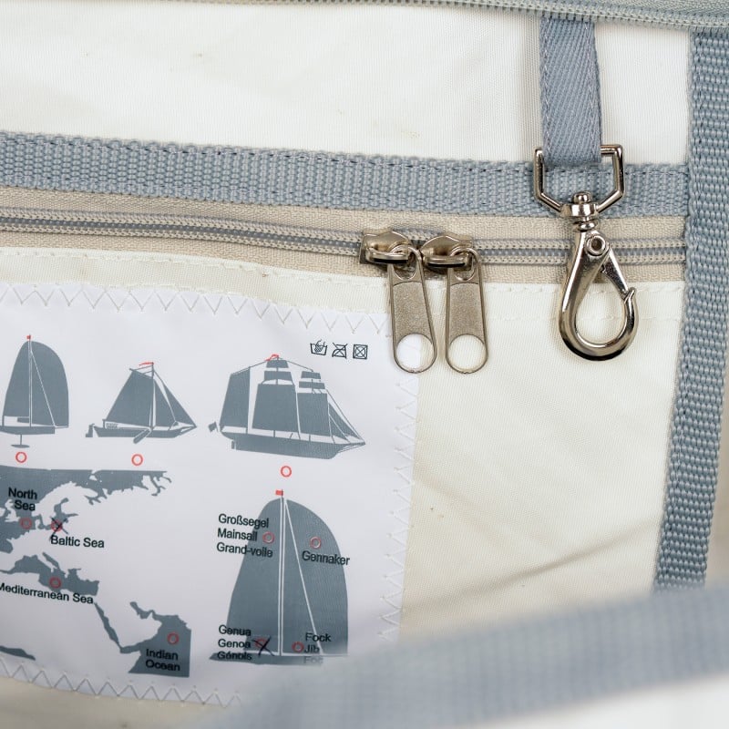 360° Taschen Kutter XL Reisetasche (weiß / blau, Zahl hellgrau, Gurt blau / grau, Boden in Plane grau)