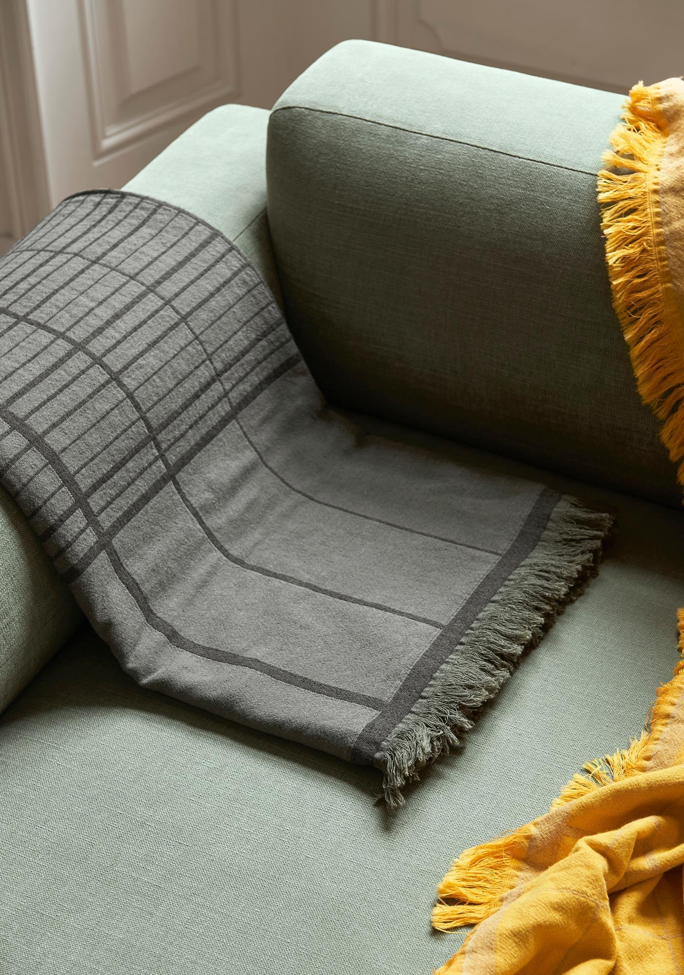 &tradition Develius 3-Sitzer Sofa (Hot Madison Reboot 094 (JAB))
