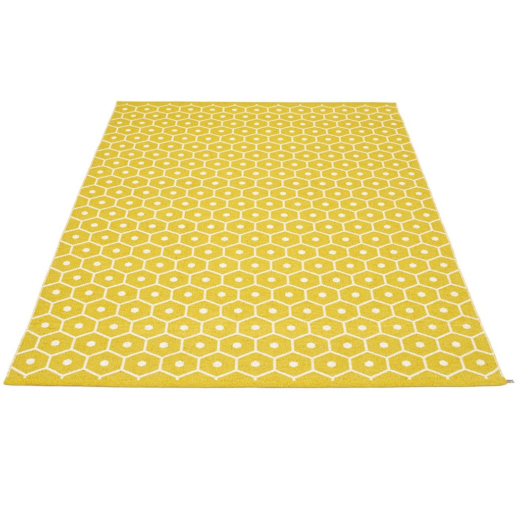 pappelina honey outdoor teppich senf vanille 180x260