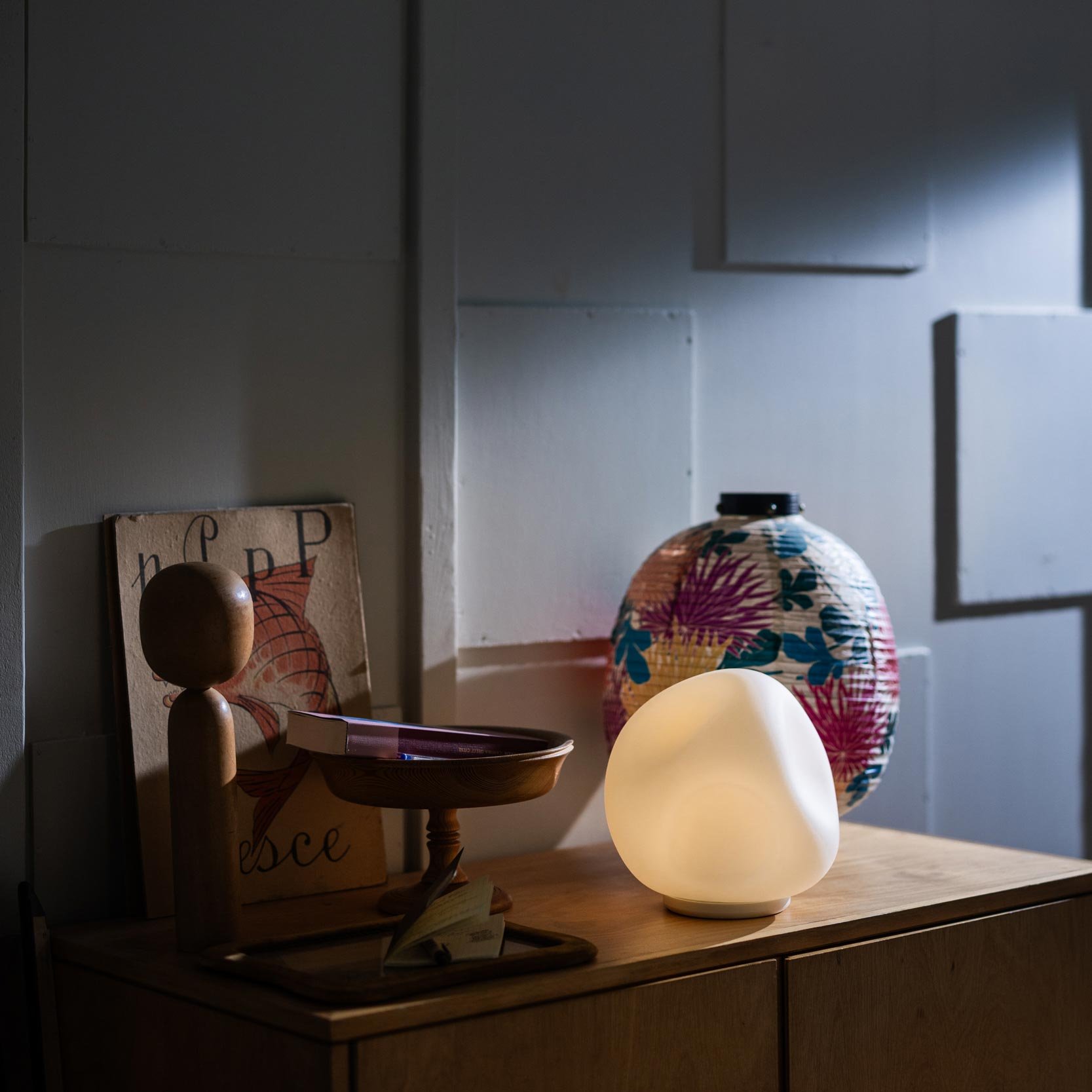 Foscarini Hoba Midi Tischleuchte (Ein- / Aus)