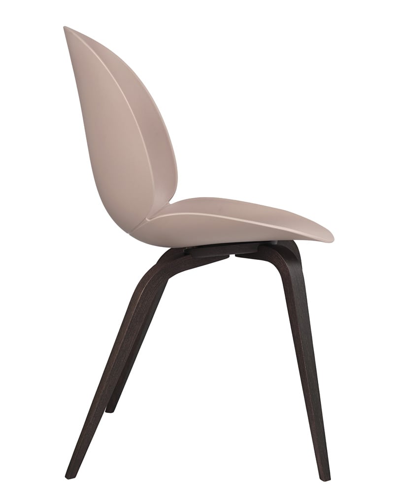 Gubi Beetle Dining Chair Stuhl, Holzbeine Eiche dunkel lackiert