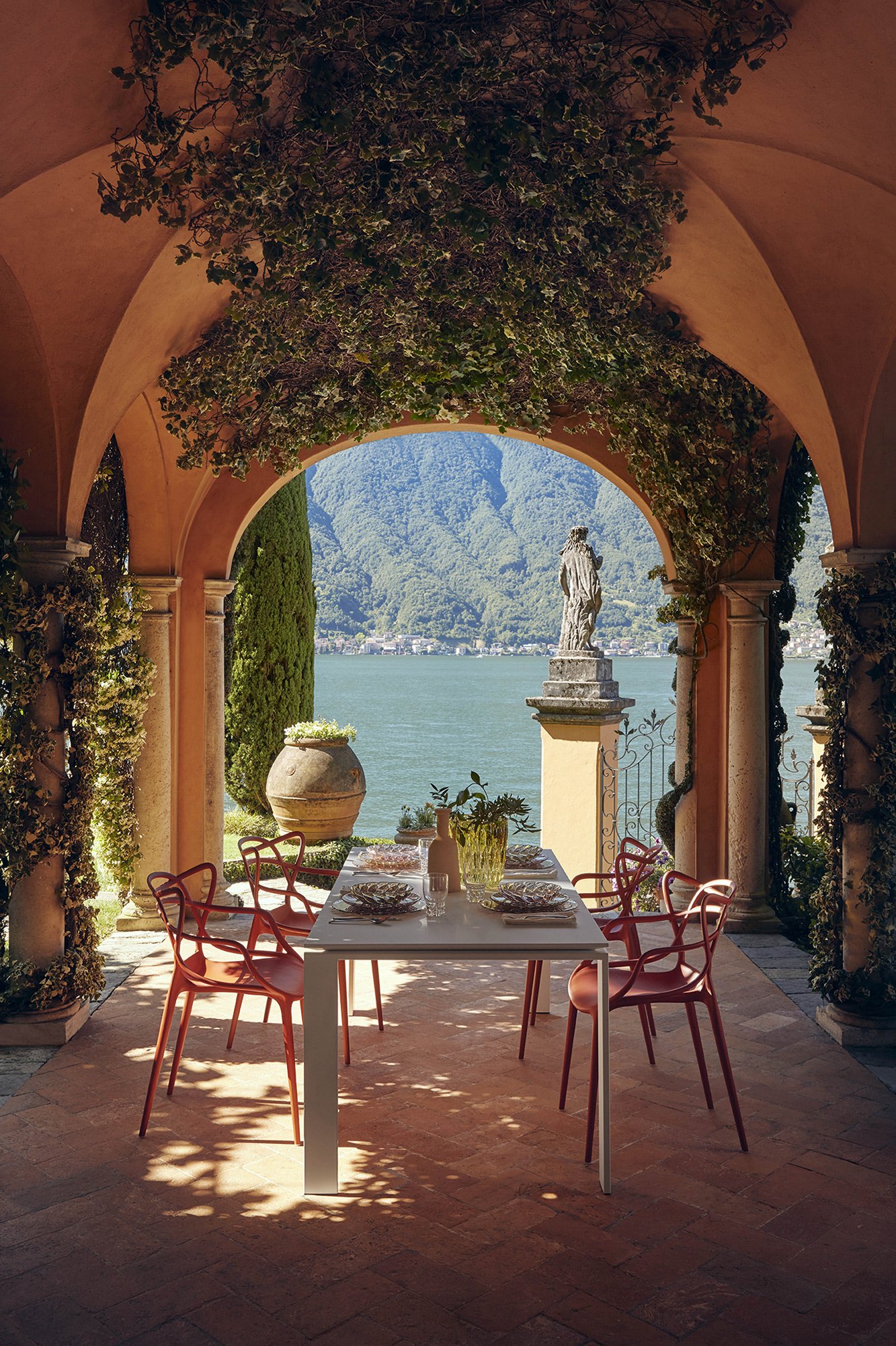 Kartell Four Tisch