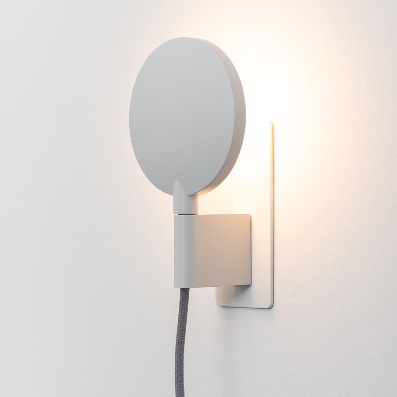 Mawa Design Maggy 1 Wandleuchte (schwarz matt, Kabel grau)