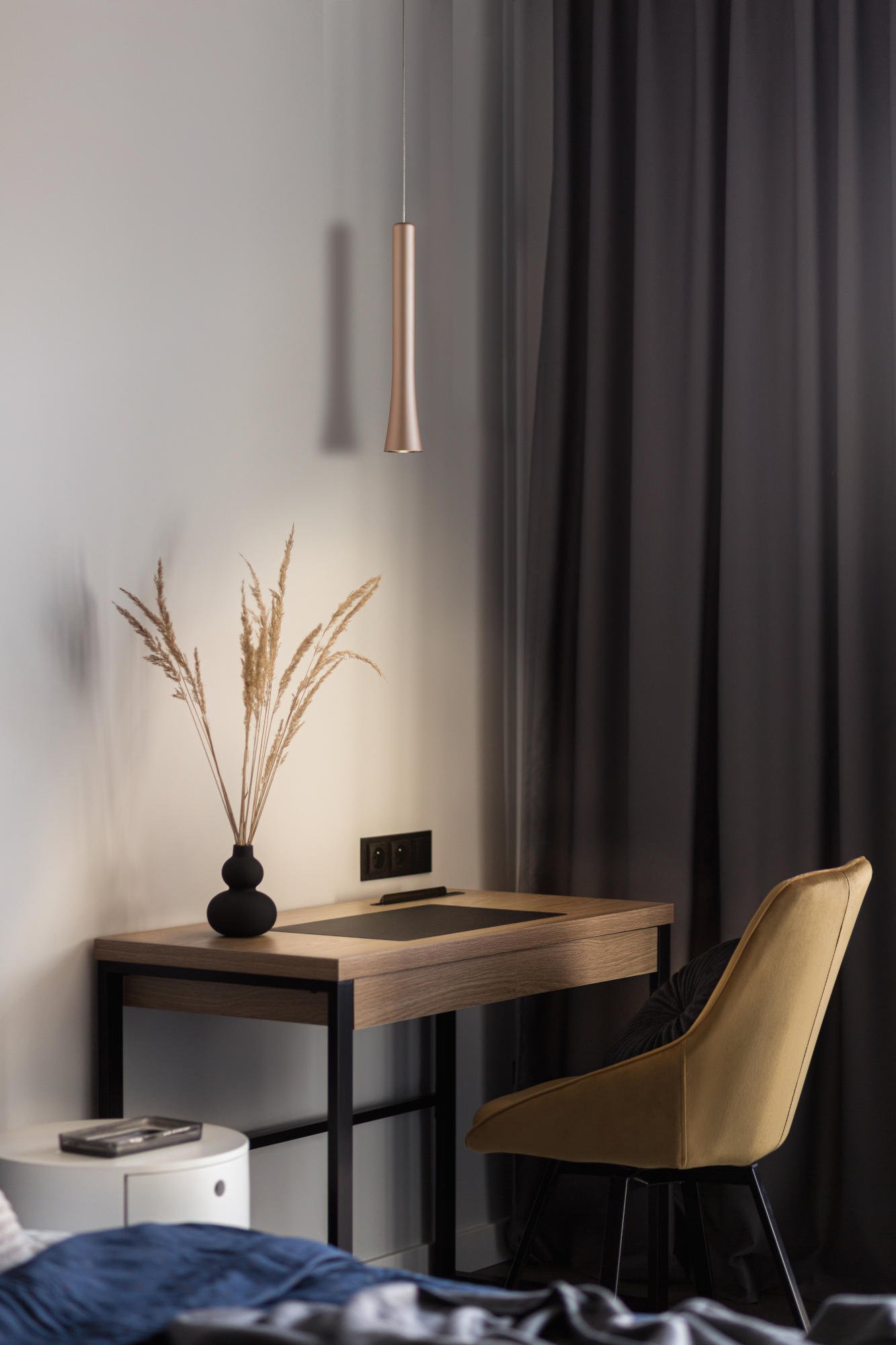 Oligo Rio Pendelleuchte mit unsichtbarer Höhenverstellung 1-flammig (satin copper)
