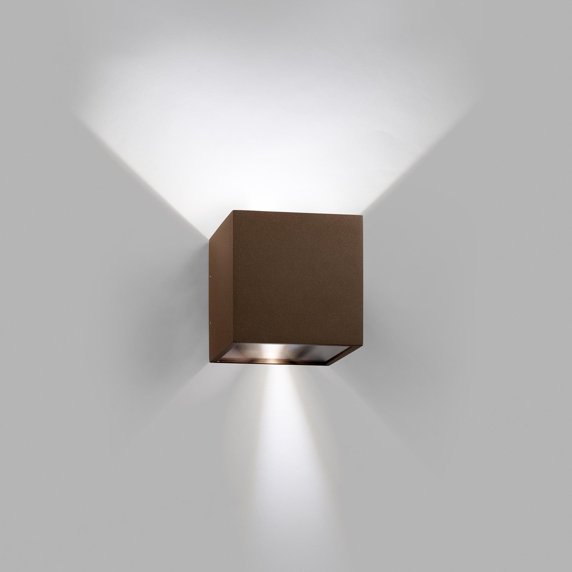 Light Point Cube XL LED Wandleuchte (rust)