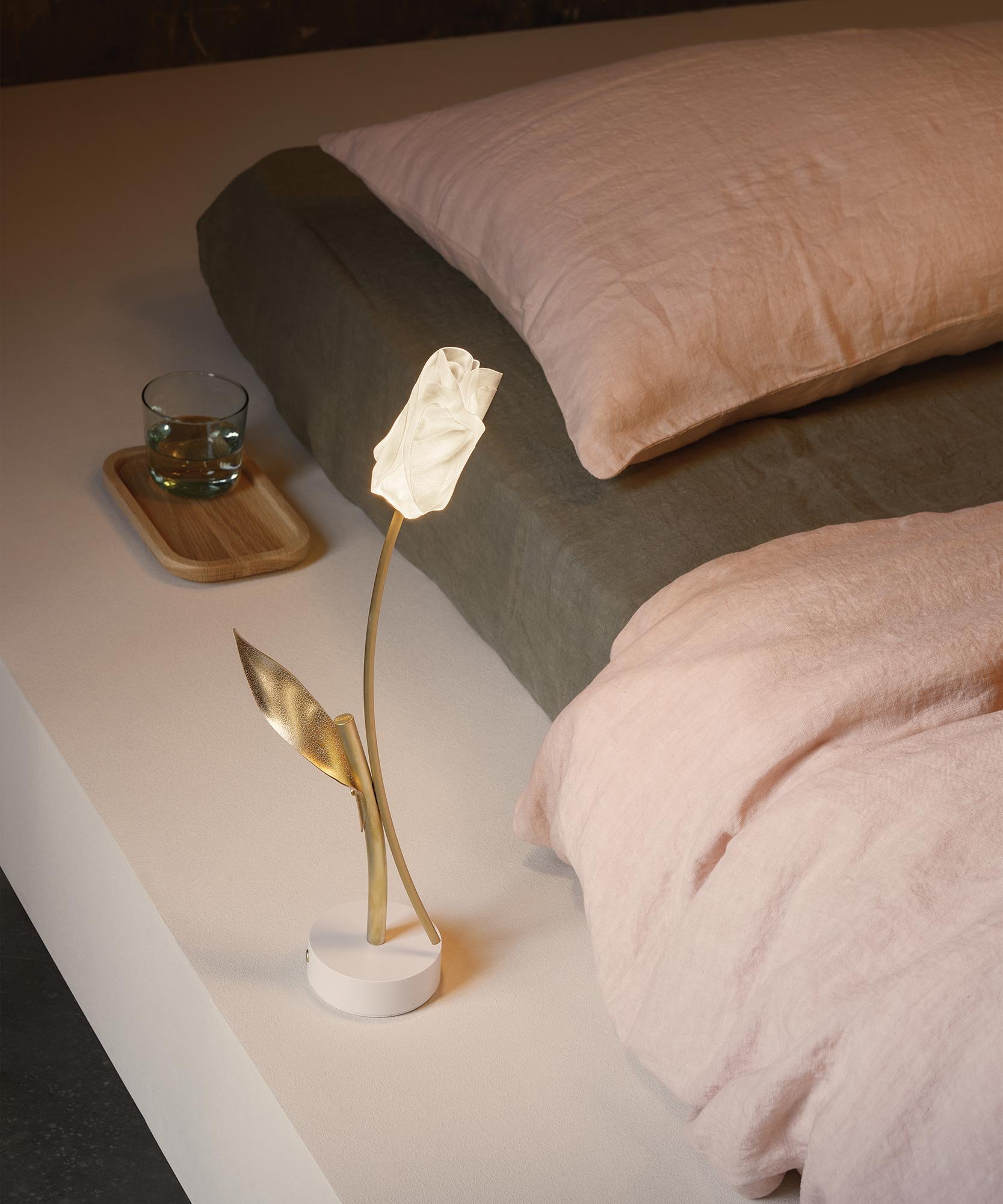 Slamp Tulip Battery Akkuleuchte (weiß)