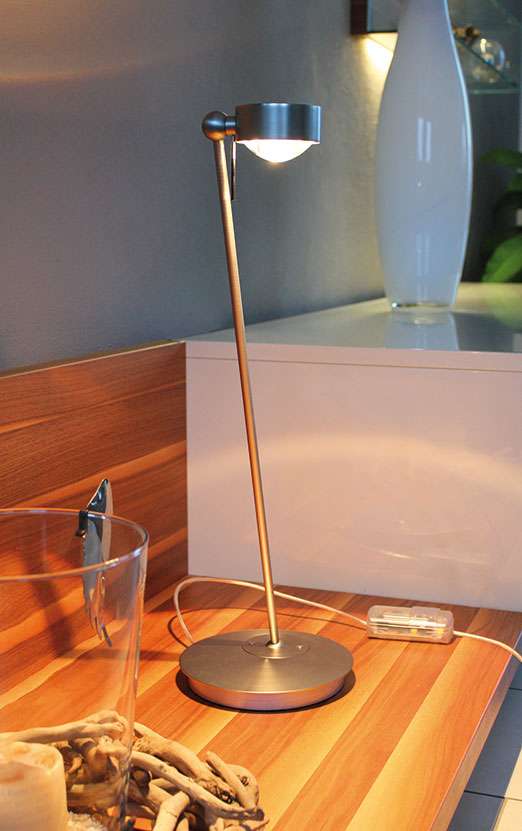 top light puk table single tischleuchte chrommatt linse glas ambiente 2