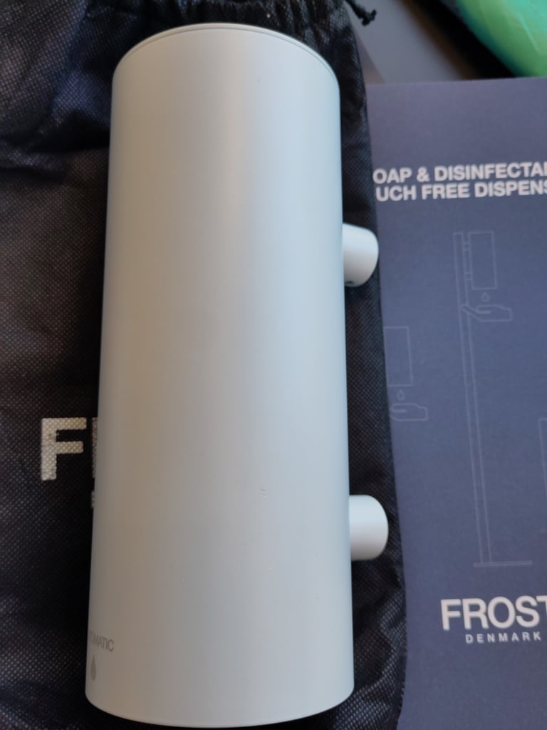Frost Nova2 Desinfektionsspender für die Wand - Spender weiß matt - Aussteller