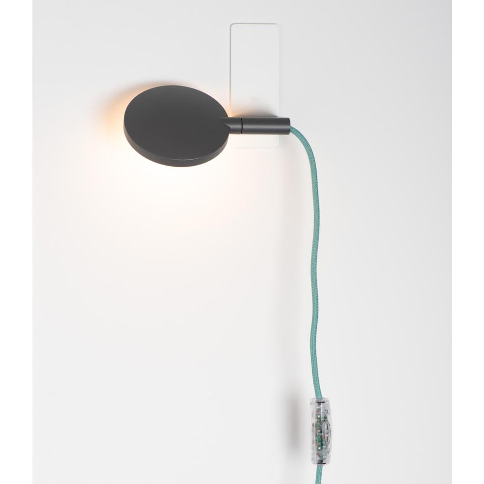Mawa Design Maggy 1 Wandleuchte (schwarz matt, Kabel grau)