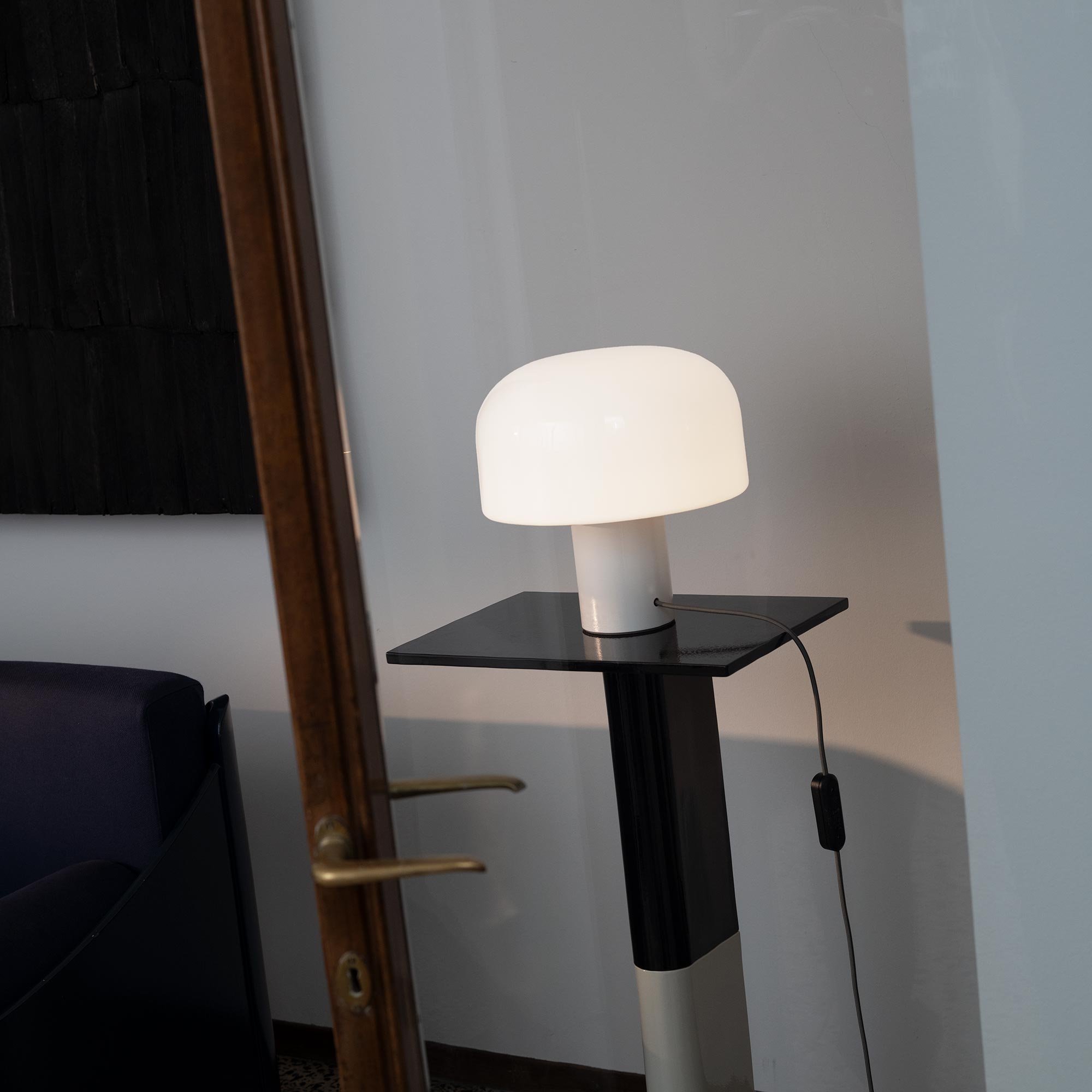 Flos Bellhop Glass T Tischleuchte (weiß)