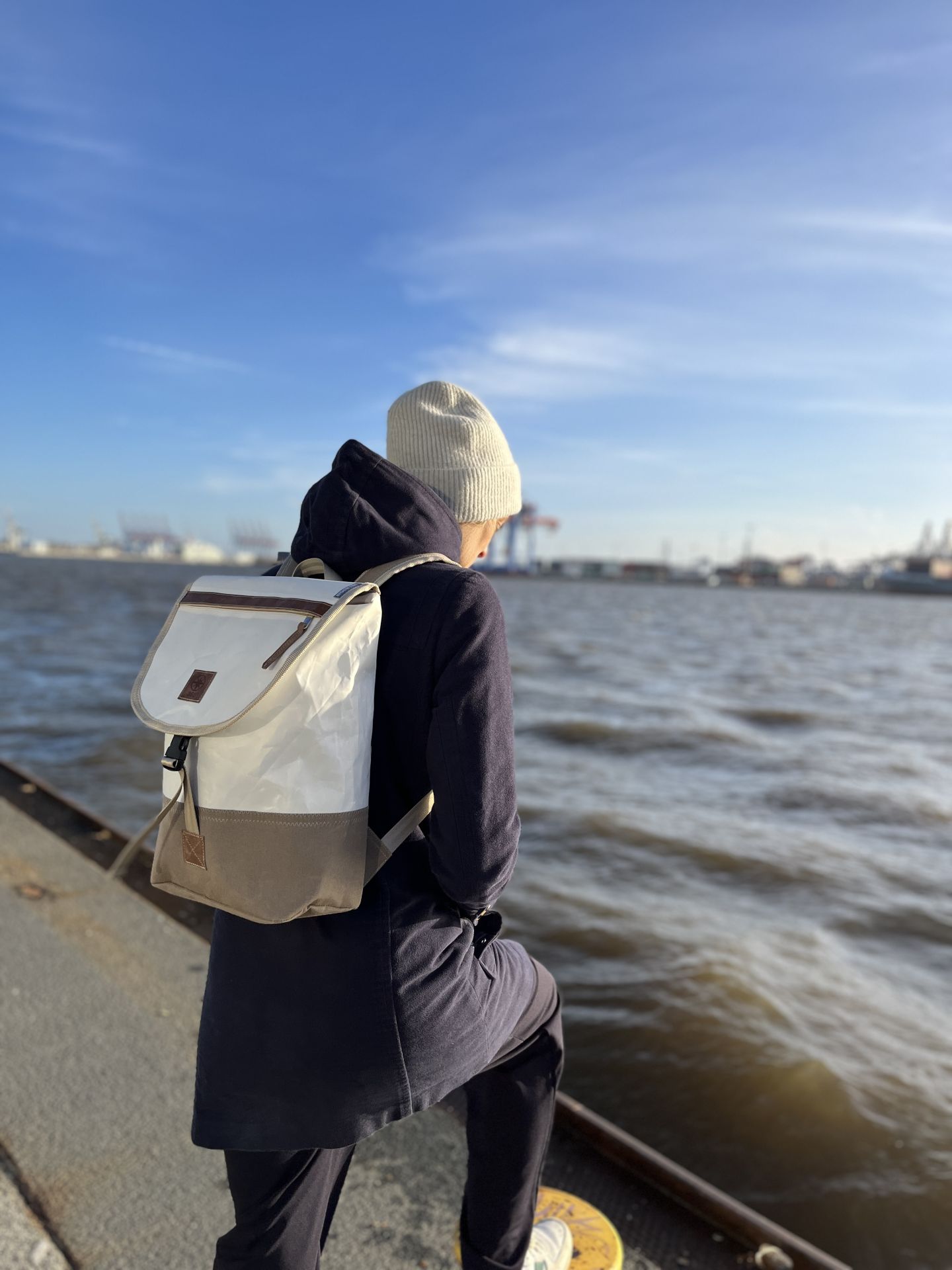 360° Taschen Landgang Mini Rucksack (weiß / Balken Persenning taupe, Gurt beige)