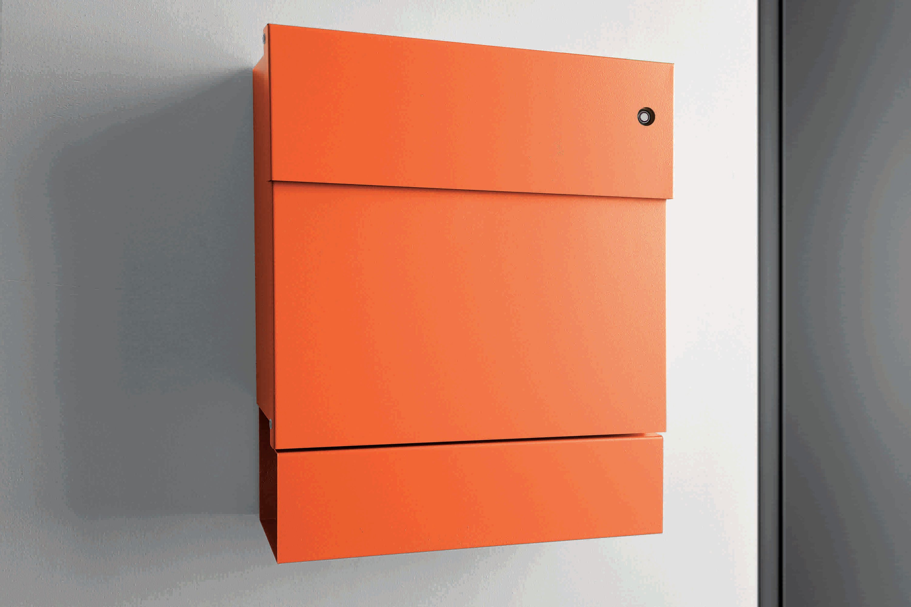 Radius Design Letterman 5 Briefkasten - Radius Design Farbe:orange (RAL 2009)|Radius Design Ausführung:ohne Klingel