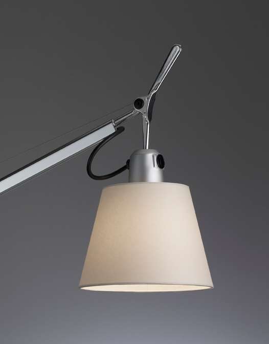 artemide tolomeo basculante tischleuchte detail 1 1