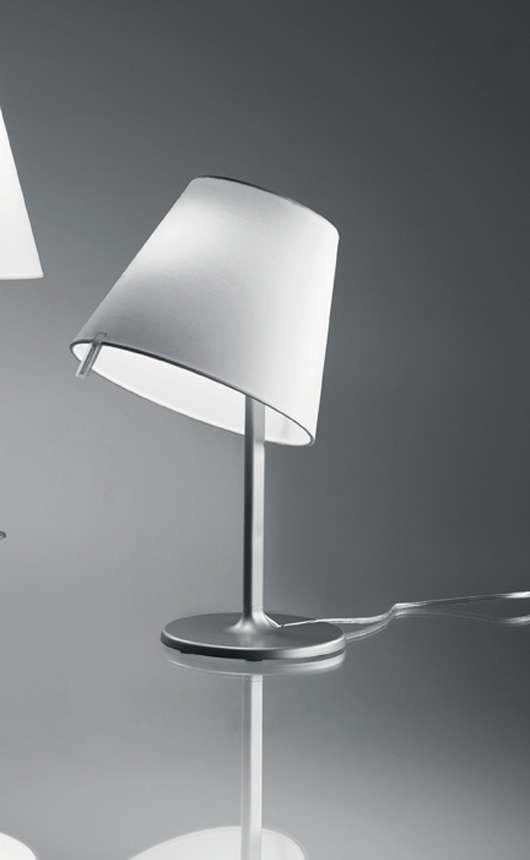 artemide melampo notte nachttischleuchte aluminiumgrau aus