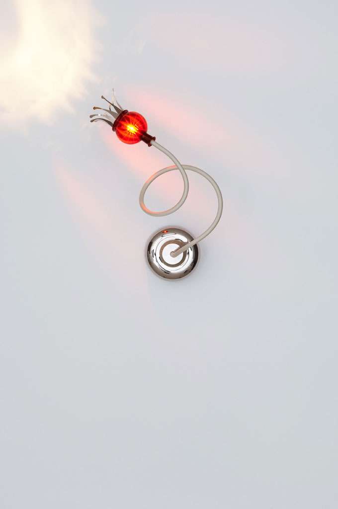 serien.lighting poppy wandleuchte 01