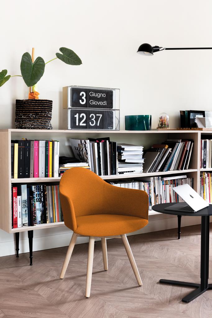 Lapalma-Edit-S570-Stuhl-Esche-natur-Stoff-Kvadrat-Remix-Ambiente-Wohnzimmer