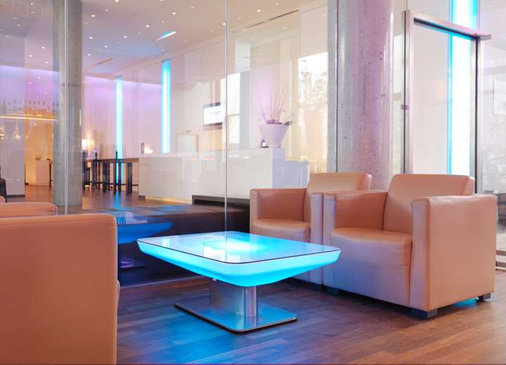 moree studio 45 beleuchteter tisch ambiente 5
