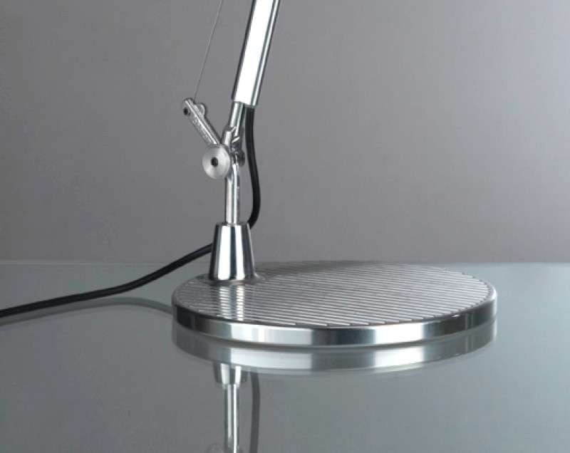 artemide tolomeo basculante tischleuchte detail 2 2