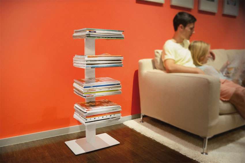 radius design booksbaum magazin stand klein 02 weiss 738b