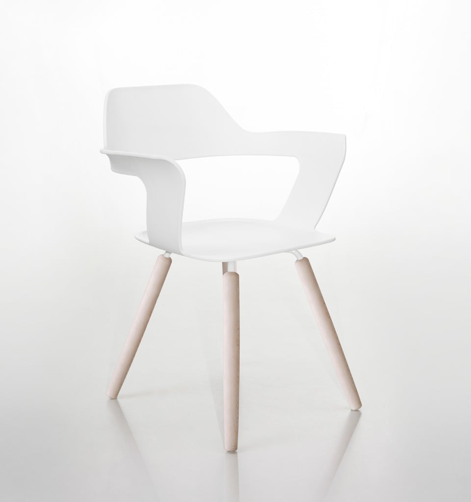 radius design muse stuhl sitz weiss beine holz 2