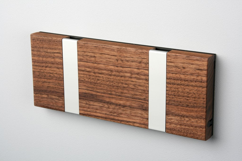 LoCa Knax 2 Wandgarderobe (Walnuss geölt, Haken grau, Walnuss, Haken grau) Walnuss geölt, Haken grau | Walnuss, Haken grau 102112