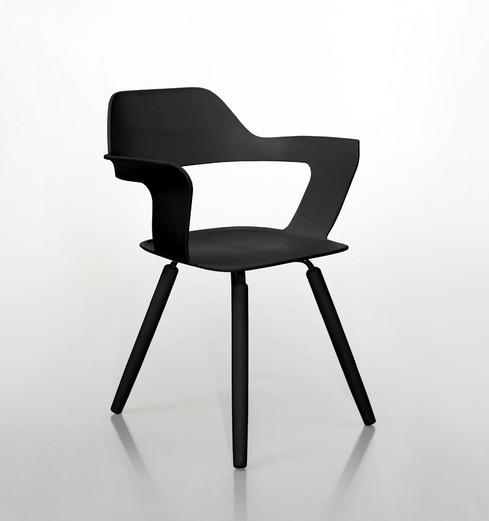 Radius Design Muse Stuhl (Sitzfläche und Beine schwarz) Sitzfläche und Beine schwarz 121 F